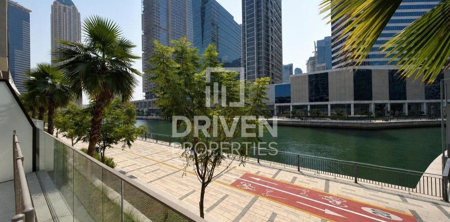 Apartment in Business Bay, Dubai 2 bedrooms, 174.29 sq.m. № 130068