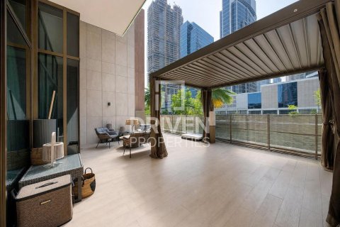 Apartment in Business Bay, Dubai 2 bedrooms, 174.29 sq.m. № 130068 - photo 4