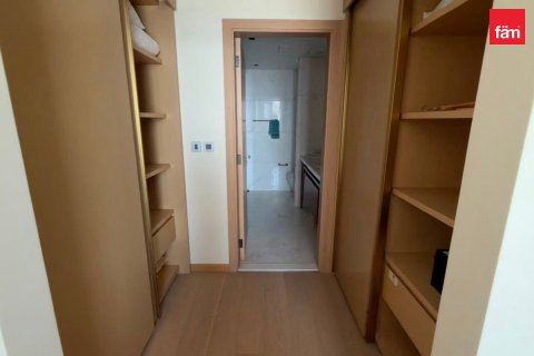 Снять в аренду квартиру в Даунтаун Дубай (Даунтаун Бурдж Дубай), Дубай: 2 спальни, 163м², № 115825 - фото 8