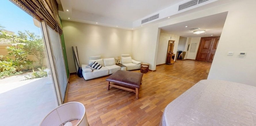 Villa à Wadi Al Safa 2, Dubai, 5 chambres, 814 m², № 115821