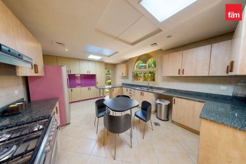 Villa à Wadi Al Safa 2, Dubai, 5 chambres, 814 m², № 115821 - photo 4