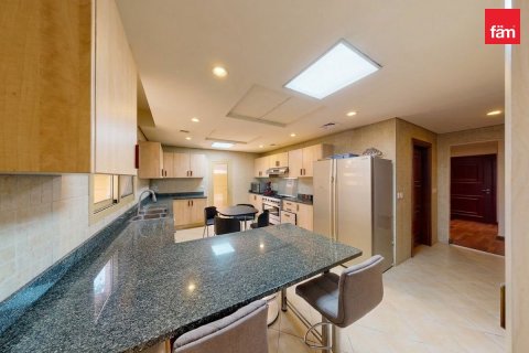 Villa à Wadi Al Safa 2, Dubai, 5 chambres, 814 m², № 115821 - photo 5