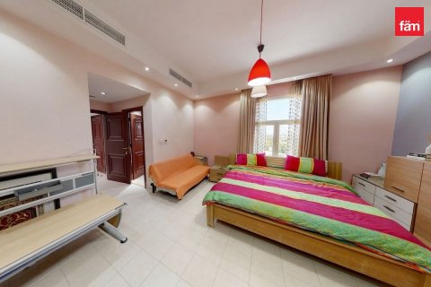 Villa à Wadi Al Safa 2, Dubai, 5 chambres, 814 m², № 115821 - photo 16