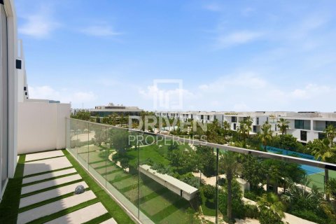 Maison de ville à Al Barari, Dubai, 4 chambres, 179.77 m², № 138716