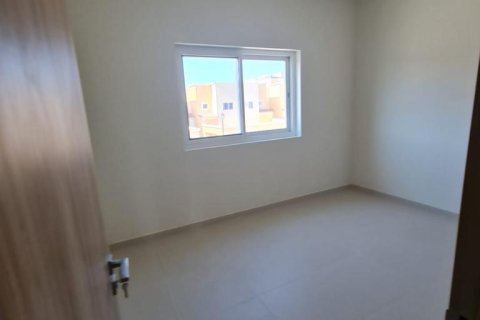 Adosado en Amaranta, Dubai Land, Dubai, 4 dormitorios, 2476 m², № 766 - foto 12