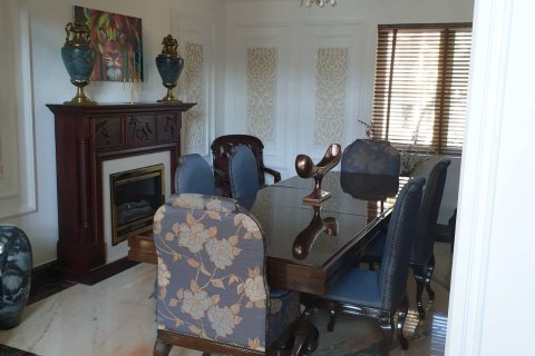 Villa en Jumeirah Islands, Dubai, 5 dormitorios, 502 m², № 760 - foto 8