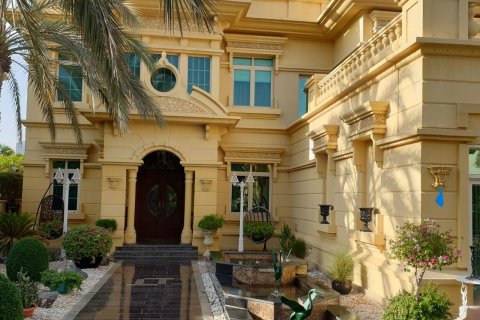 Villa en Jumeirah Islands, Dubai, 5 dormitorios, 502 m², № 760 - foto 20