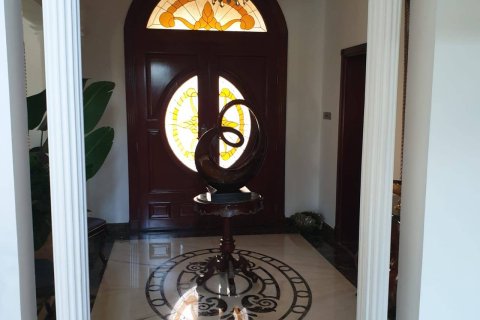 Villa en Jumeirah Islands, Dubai, 5 dormitorios, 502 m², № 760 - foto 16