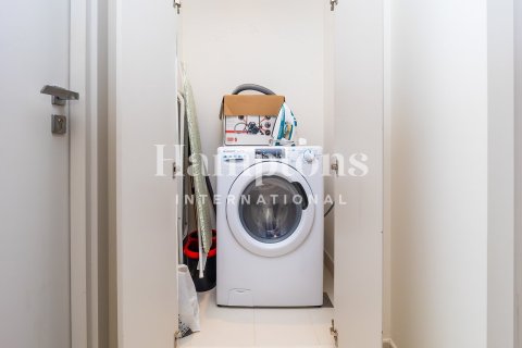 Appartement à Dubai Harbour, Dubai, 1 chambre, 68.19080200 m², № 110979 - photo 8