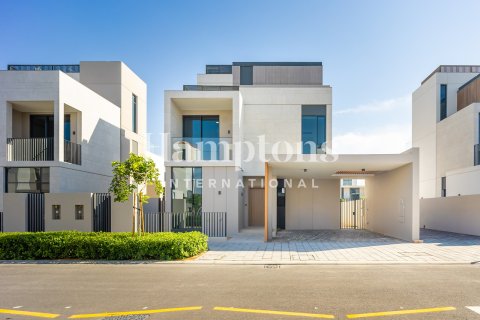 Villa in Arabian Ranches 3, Dubai 5 bedrooms, 610.00109800 sq.m. № 138993 - photo 28