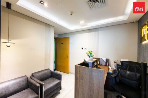 Bureau à Business Bay, Dubai, 112.3 m², № 123386 - photo 2