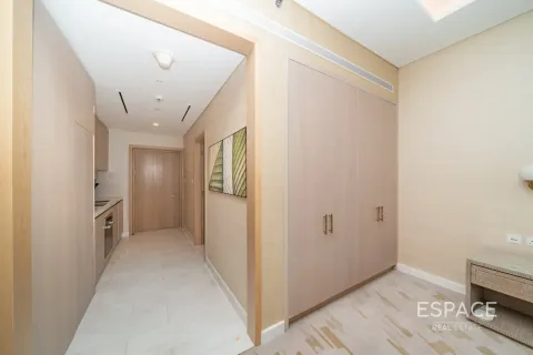 Apartment in Palm Jumeirah, Dubai 49 sq.m. № 123079 - photo 11