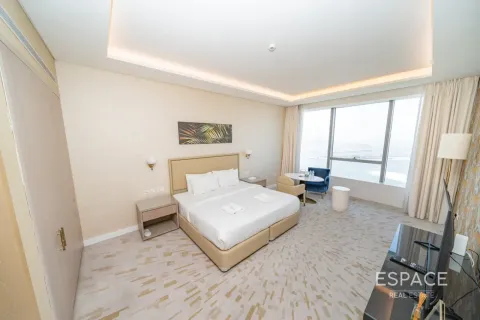 Apartment in Palm Jumeirah, Dubai 49 sq.m. № 123079 - photo 12