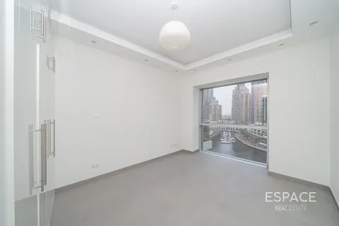 Apartment in Dubai Marina, Dubai 3 bedrooms, 172 sq.m. № 123076 - photo 11