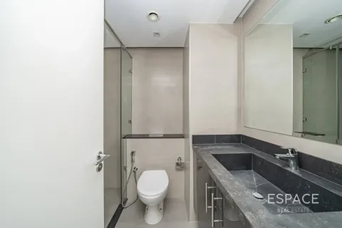 Apartment in Dubai Marina, Dubai 3 bedrooms, 172 sq.m. № 123076 - photo 13