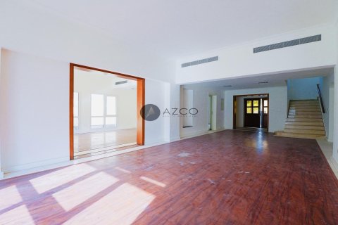 Villa à Meadows, Dubai, 5 chambres, 554.6 m², № 37620 - photo 3