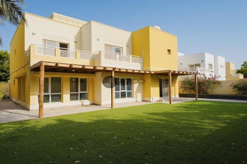 Villa à Meadows, Dubai, 5 chambres, 554.6 m², № 37620 - photo 17