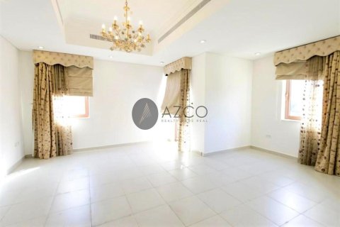 Villa in Al Furjan, Dubai 5 bedrooms, 600 sq.m. № 37619 - photo 9