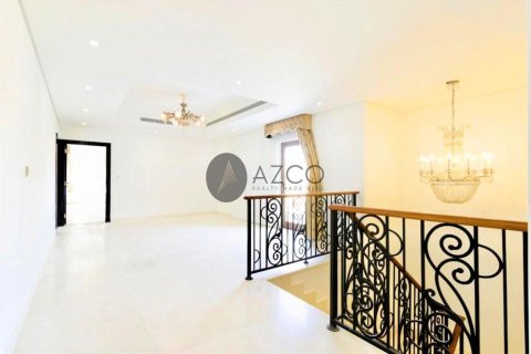 Villa in Al Furjan, Dubai 5 bedrooms, 600 sq.m. № 37619 - photo 11