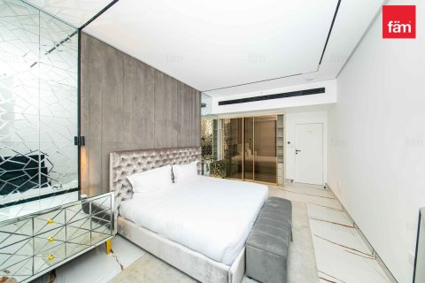 Apartment in Dubai 2 bedrooms, 127.6 sq.m. № 123130 - photo 15