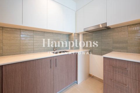 Appartement à Mina Rashid, Dubai, 2 chambres, 101.72878500 m², № 135008 - photo 12