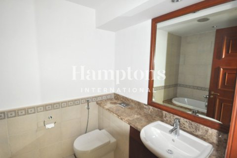 Apartment in FIVE Palm Jumeirah, Palm Jumeirah, Dubai 3 bedrooms, 308.62376600 sq.m. № 135007 - photo 12