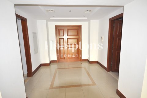 Apartment in FIVE Palm Jumeirah, Palm Jumeirah, Dubai 3 bedrooms, 308.62376600 sq.m. № 135007 - photo 18