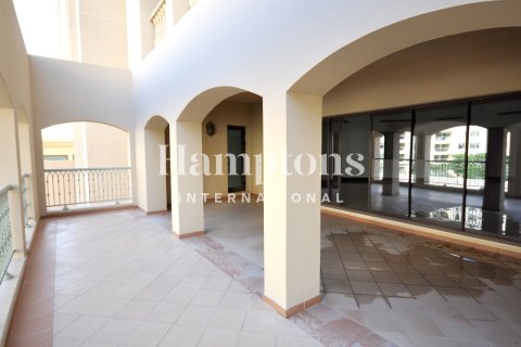 Apartment in FIVE Palm Jumeirah, Palm Jumeirah, Dubai 3 bedrooms, 308.62376600 sq.m. № 135007 - photo 17