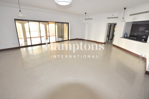 Apartment in FIVE Palm Jumeirah, Palm Jumeirah, Dubai 3 bedrooms, 308.62376600 sq.m. № 135007 - photo 21