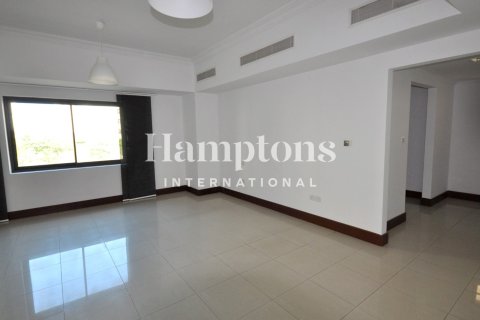 Apartment in FIVE Palm Jumeirah, Palm Jumeirah, Dubai 3 bedrooms, 308.62376600 sq.m. № 135007 - photo 7