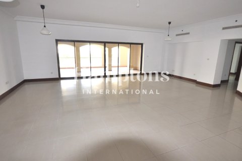 Apartment in FIVE Palm Jumeirah, Palm Jumeirah, Dubai 3 bedrooms, 308.62376600 sq.m. № 135007 - photo 22