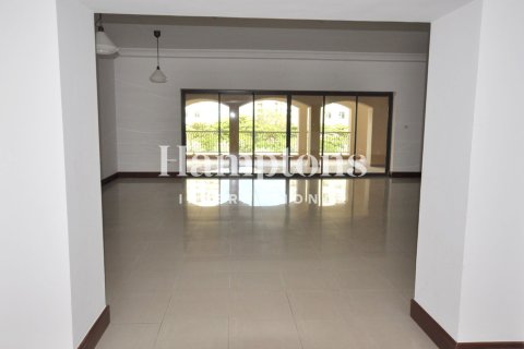 Apartment in FIVE Palm Jumeirah, Palm Jumeirah, Dubai 3 bedrooms, 308.62376600 sq.m. № 135007 - photo 8