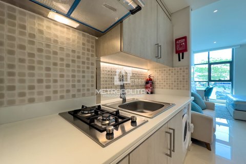 Apartment in Seven Palm, Palm Jumeirah, Dubai 29 sq.m. № 72858 - photo 8