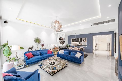 Apartment in Shoreline Apartments, Palm Jumeirah, Dubai 2 bedrooms, 185 sq.m. № 72853 - photo 16