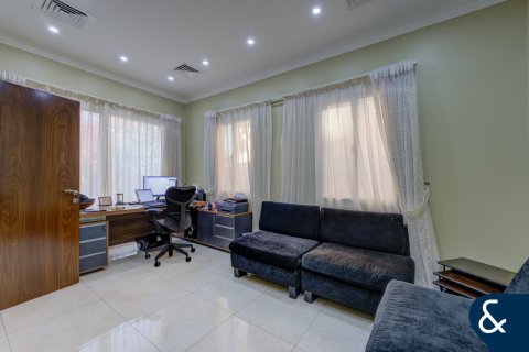 فيلا في فيلات, دبي 5 غرف نوم , 390 م² رقم 78744 - صورة 6