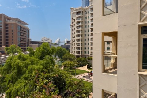 Apartment in Palm Jumeirah, Dubai 2 bedrooms, 186 sq.m. № 134102