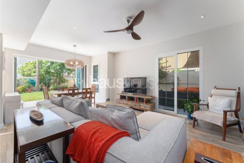 Villa à Al Reem, Arabian Ranches, Dubai, 4 chambres, 213 m², № 43379 - photo 2