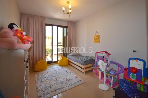 Adosado en Jumeirah Islands, Dubai, 4 dormitorios, 216 m², № 43385 - foto 2