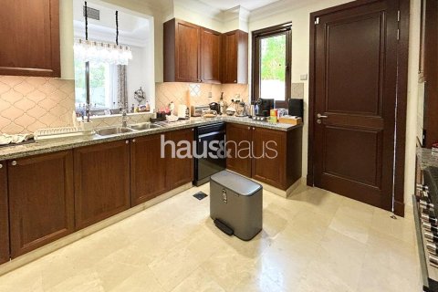 Villa à Arabian Ranches, Dubai, 5 chambres, 342 m², № 43380 - photo 4