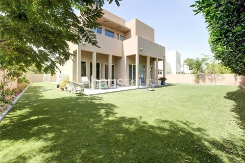 Villa à Arabian Ranches, Dubai, 3 chambres, 309 m², № 43382