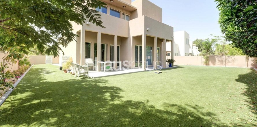 Villa à Arabian Ranches, Dubai, 3 chambres, 309 m², № 43382