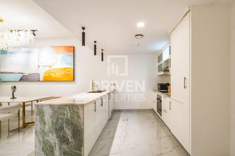 Apartamento en The Residences, Downtown Dubai (Downtown Burj Dubai), Dubai, 2 dormitorios, 125.42 m², № 137080 - foto 4