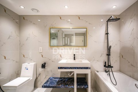 Apartamento en The Residences, Downtown Dubai (Downtown Burj Dubai), Dubai, 2 dormitorios, 125.42 m², № 137080 - foto 10