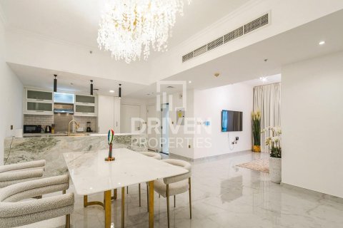 Apartamento en The Residences, Downtown Dubai (Downtown Burj Dubai), Dubai, 2 dormitorios, 125.42 m², № 137080 - foto 2