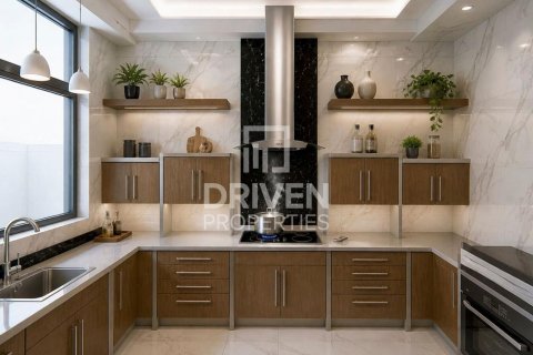 Villa in Dubai 4 bedrooms, 322 sq.m. № 140662 - photo 10