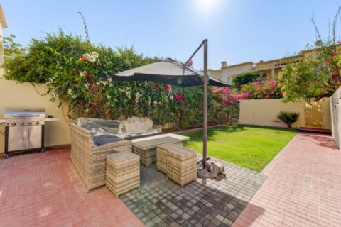 Villa in Dubai 2 bedrooms, 173 sq.m. № 100342 - photo 5