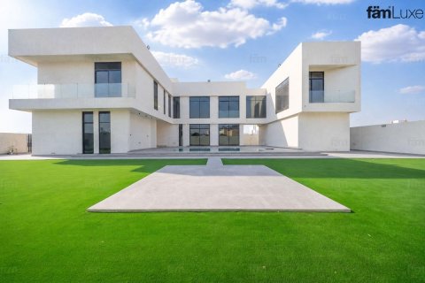 Villa in Al Barsha, Dubai 5 bedrooms, 1261.8 sq.m. № 141480