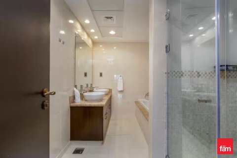 Appartement à Palm Jumeirah, Dubai, 2 chambres, 210.6 m², № 135185 - photo 3