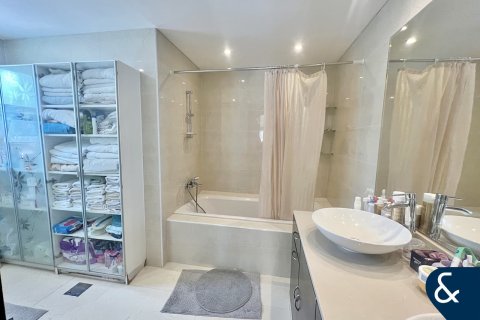 Villa en District 16, Jumeirah Village Circle, Dubai, 3 dormitorios, 686 m², № 98646 - foto 8