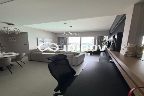Apartamento en Opera District, Downtown Dubai (Downtown Burj Dubai), Dubai, 2 dormitorios, 105.35 m², № 142469 - foto 10